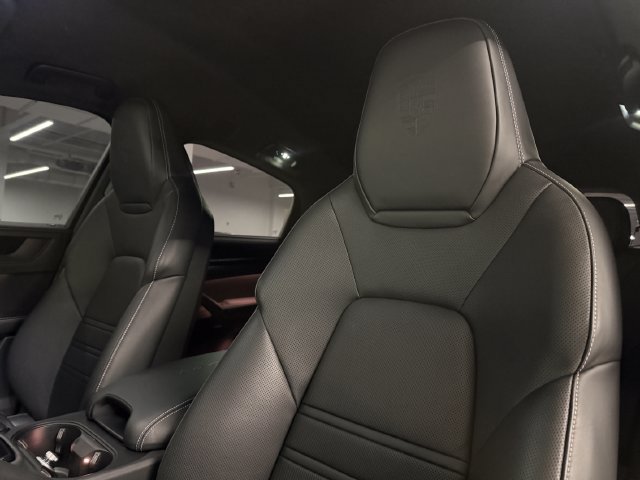 Certified 2026 Porsche Cayenne Turbo GT AWD/4WD image 26