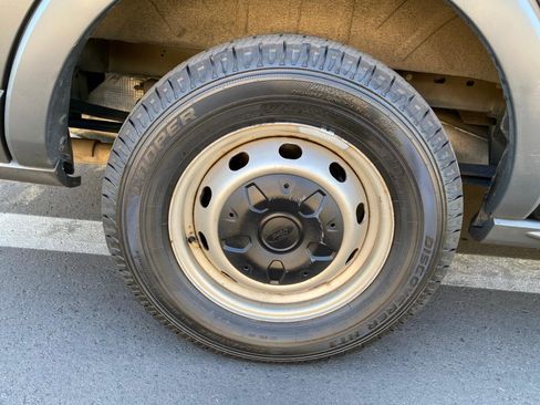 Used 2018 Ford Transit 150 130 Low Roof image 9