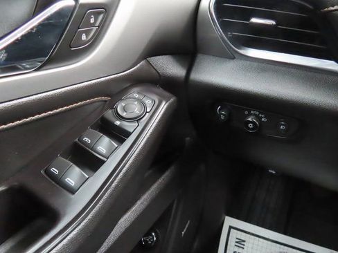 Used 2020 Chevrolet Traverse RS image 35