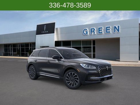 New 2026 Lincoln Corsair Reserve FWD image 7