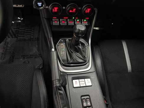 Used 2023 Toyota GR86 Premium RWD image 15