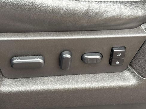 Used 2013 Ford F150 Lariat w/ Luxury Equipment Group image 29