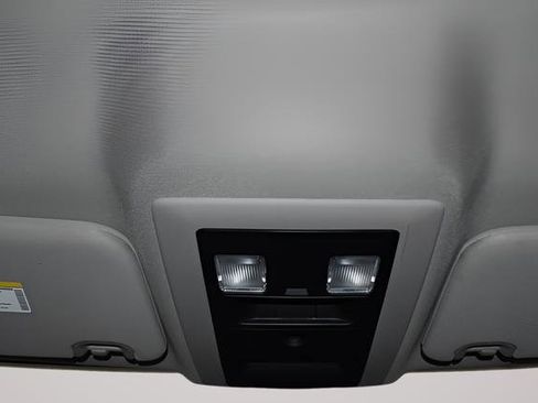 Used 2023 RAM 1500 Classic SLT AWD/4WD image 27