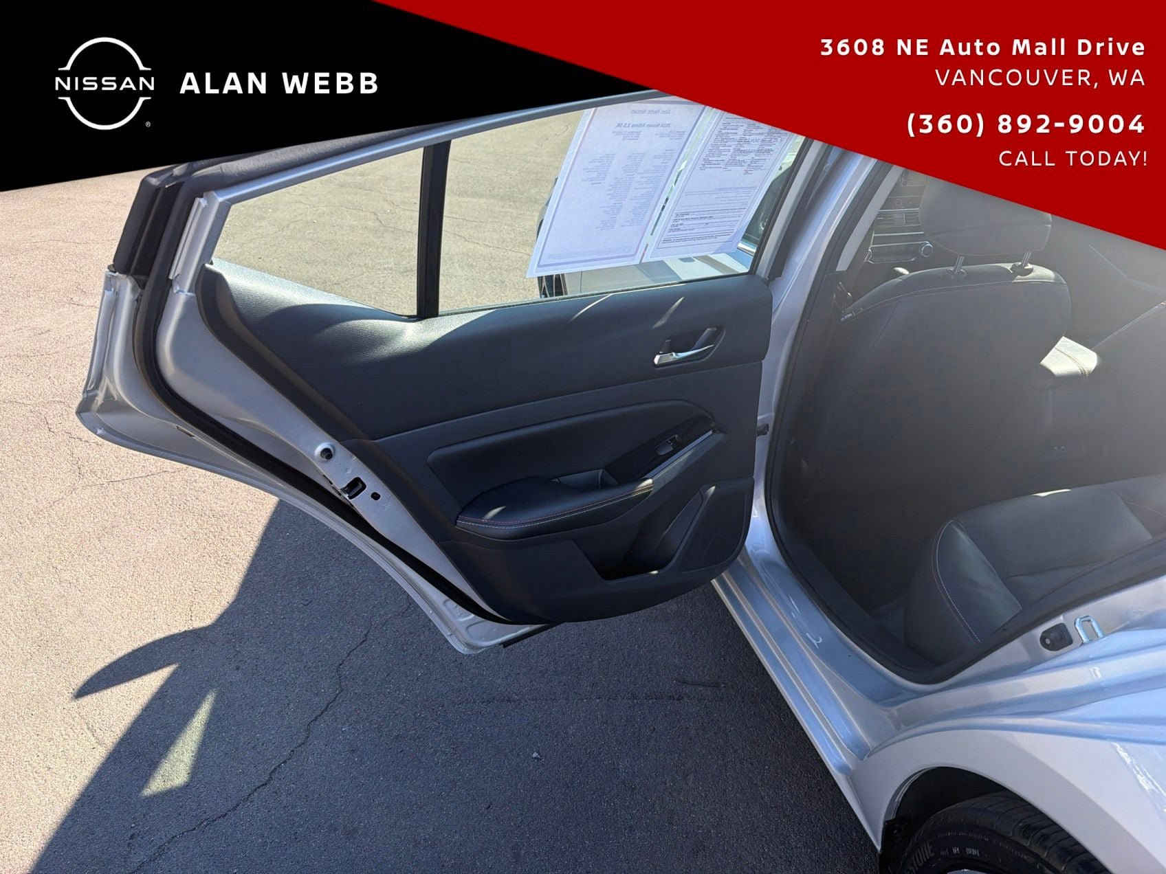 Used 2024 Nissan Altima 2.5 SR w/ SR Premium Package FWD image 26