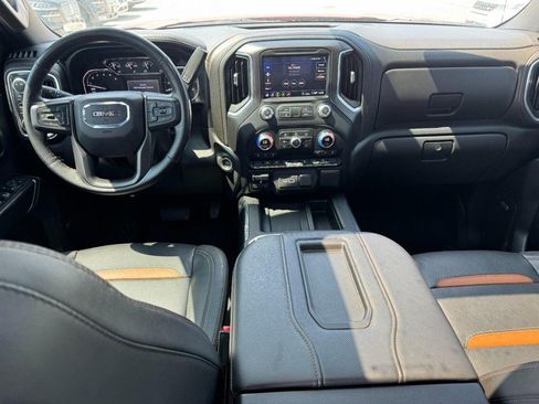 Used 2020 GMC Sierra 1500 AT4 w/ Off-Road Performance Package AWD/4WD image 9