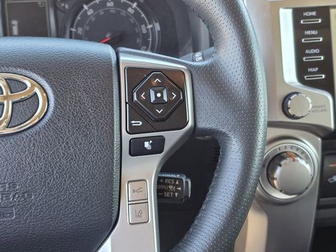 Used 2022 Toyota 4Runner SR5 Premium w/ Moonroof Package image 26