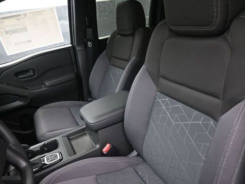 New 2026 Nissan Frontier SV image 33