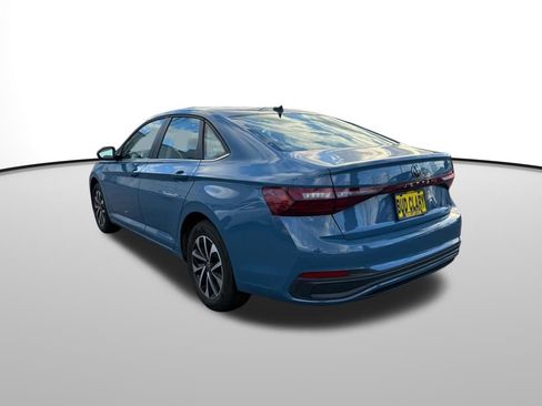 Used 2025 Volkswagen Jetta S image 41