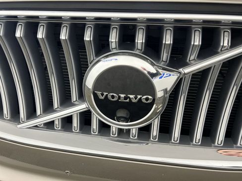 Used 2023 Volvo XC90 B6 Ultimate AWD/4WD image 33