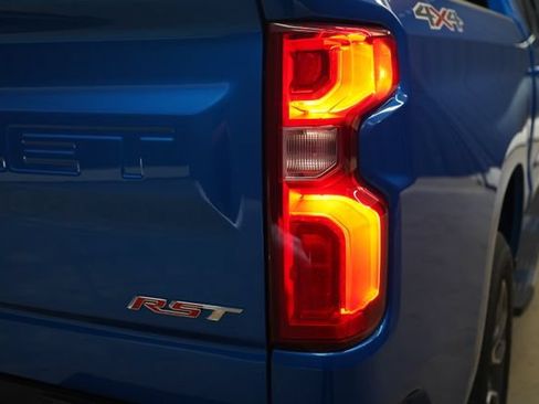 Used 2023 Chevrolet Silverado 1500 RST AWD/4WD image 59