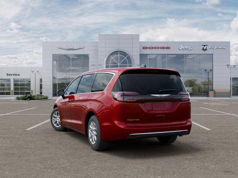 New 2026 Chrysler Pacifica Select image 29