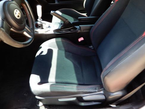 Used 2015 Scion FR-S RWD image 9