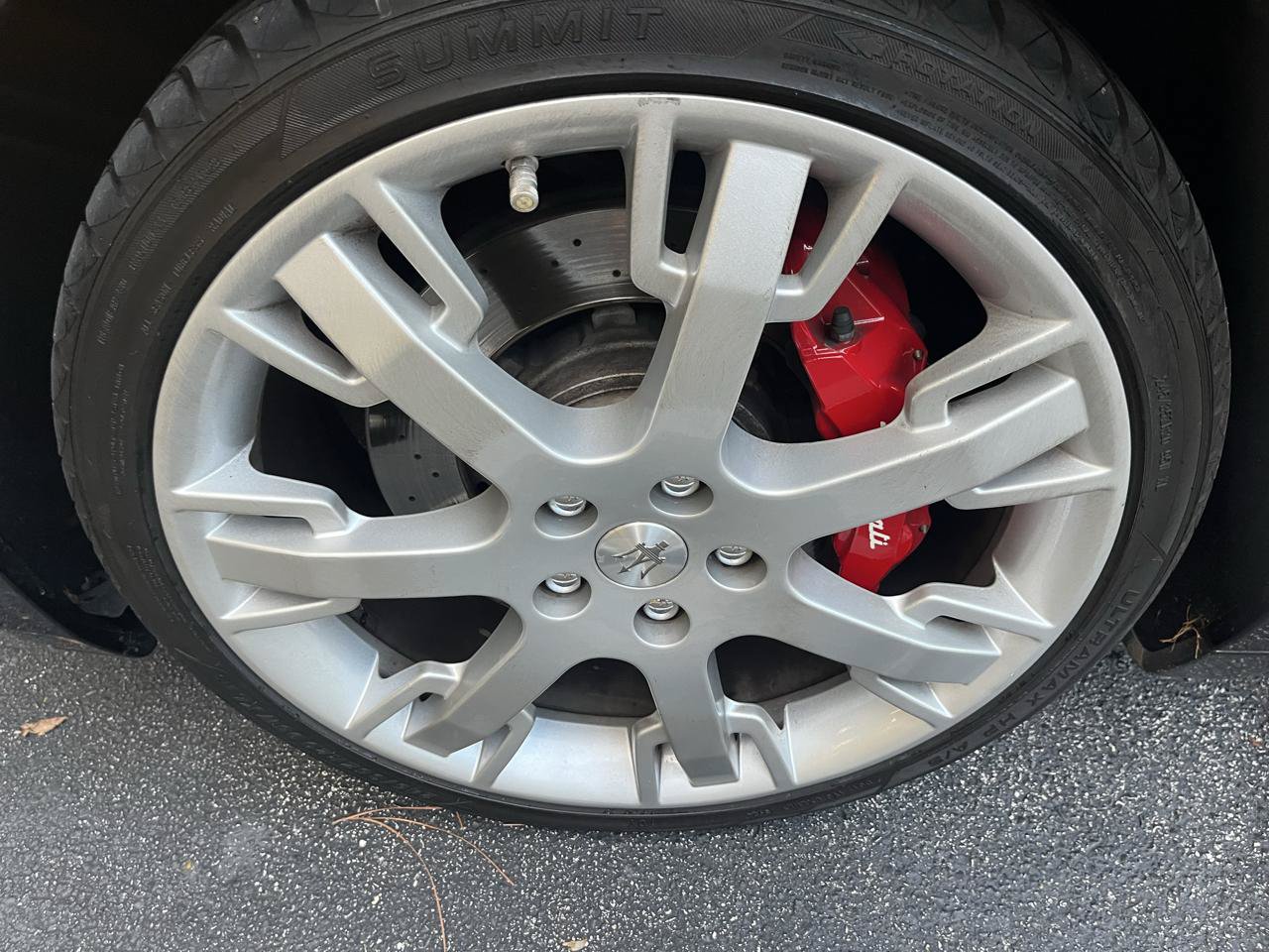 Used 2012 Maserati GranTurismo Convertible RWD image 47