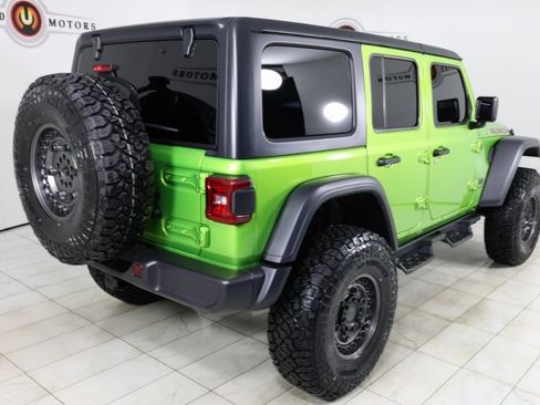 Used 2025 Jeep Wrangler Rubicon w/ Convenience Group image 3