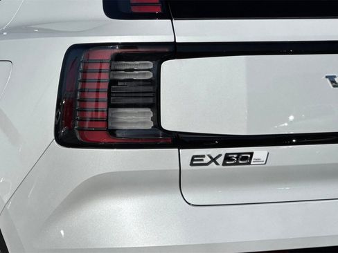 New 2026 Volvo EX30 Plus image 25