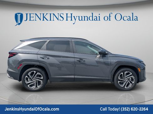 New 2026 Hyundai Tucson SEL Plus w/ Tow & Go Package FWD image 2