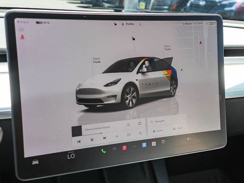 Used 2023 Tesla Model Y Long Range image 28