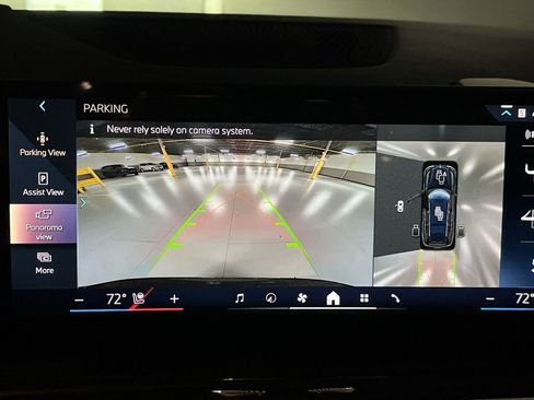 Used 2026 BMW X7 xDrive40i image 17