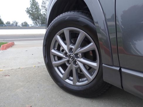 Certified 2025 MAZDA CX-5 AWD 2.5 S w/ Preferred Package image 9