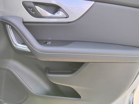 Used 2023 Chevrolet Blazer LT w/ Convenience Package image 19