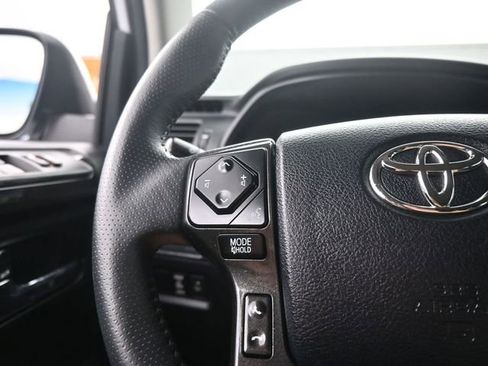 Used 2024 Toyota 4Runner TRD Off-Road image 15