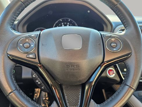 Used 2017 Honda HR-V EX-L image 5