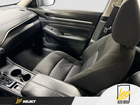 Used 2019 Nissan Altima 2.5 SV AWD/4WD image 26