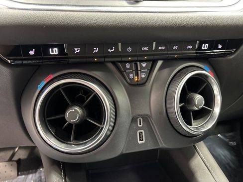 Used 2024 Chevrolet Blazer LT w/ Midnight/Sport Edition AWD/4WD image 24