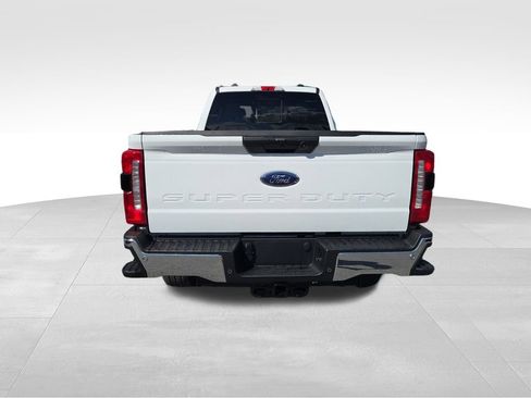 New 2026 Ford F350 XLT w/ 360-Degree Camera Package image 4