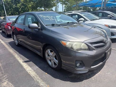 Used 2013 Toyota Corolla S w/ Premium Pkg FWD image 11