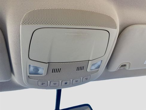 Used 2015 Lincoln MKZ w/ Equipment Group 101A Select image 25