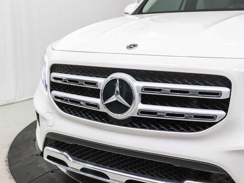 Used 2023 Mercedes-Benz GLB 250 image 8