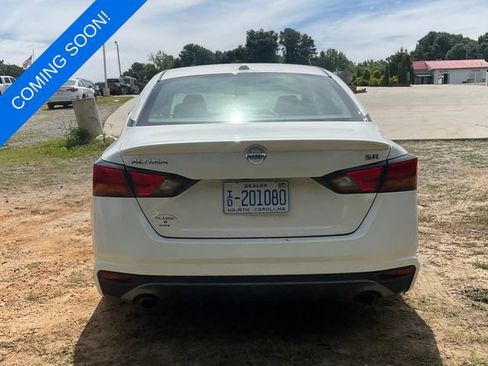 Used 2019 Nissan Altima 2.5 SR w/ SR Premium Package FWD image 5