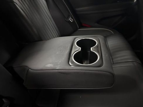 Used 2019 Genesis G70 3.3T Advanced image 12