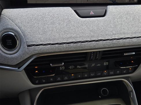 Used 2024 MAZDA CX-90 3.3 Turbo S w/ Premium Plus image 18