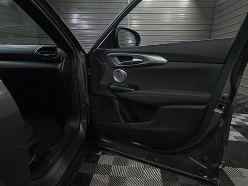 Used 2024 Dodge Hornet R/T Plus w/ Tech Pack Plus w/o Parking image 33