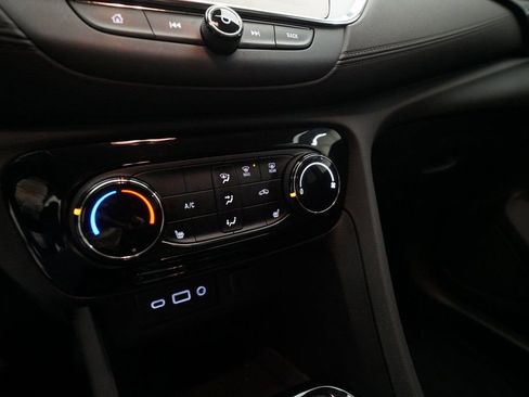 Used 2023 Buick Encore GX Preferred w/ Cold Weather Comfort Package image 20