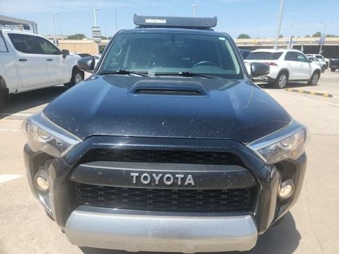 Used 2019 Toyota 4Runner TRD Off-Road Premium AWD/4WD image 6