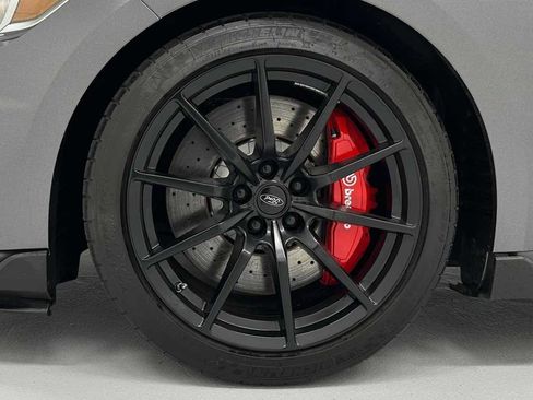 Used 2018 Ford Mustang Shelby GT350 w/ Convenience Package image 9