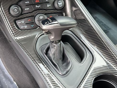 Used 2019 Dodge Challenger SXT w/ Driver Convenience Group RWD image 12