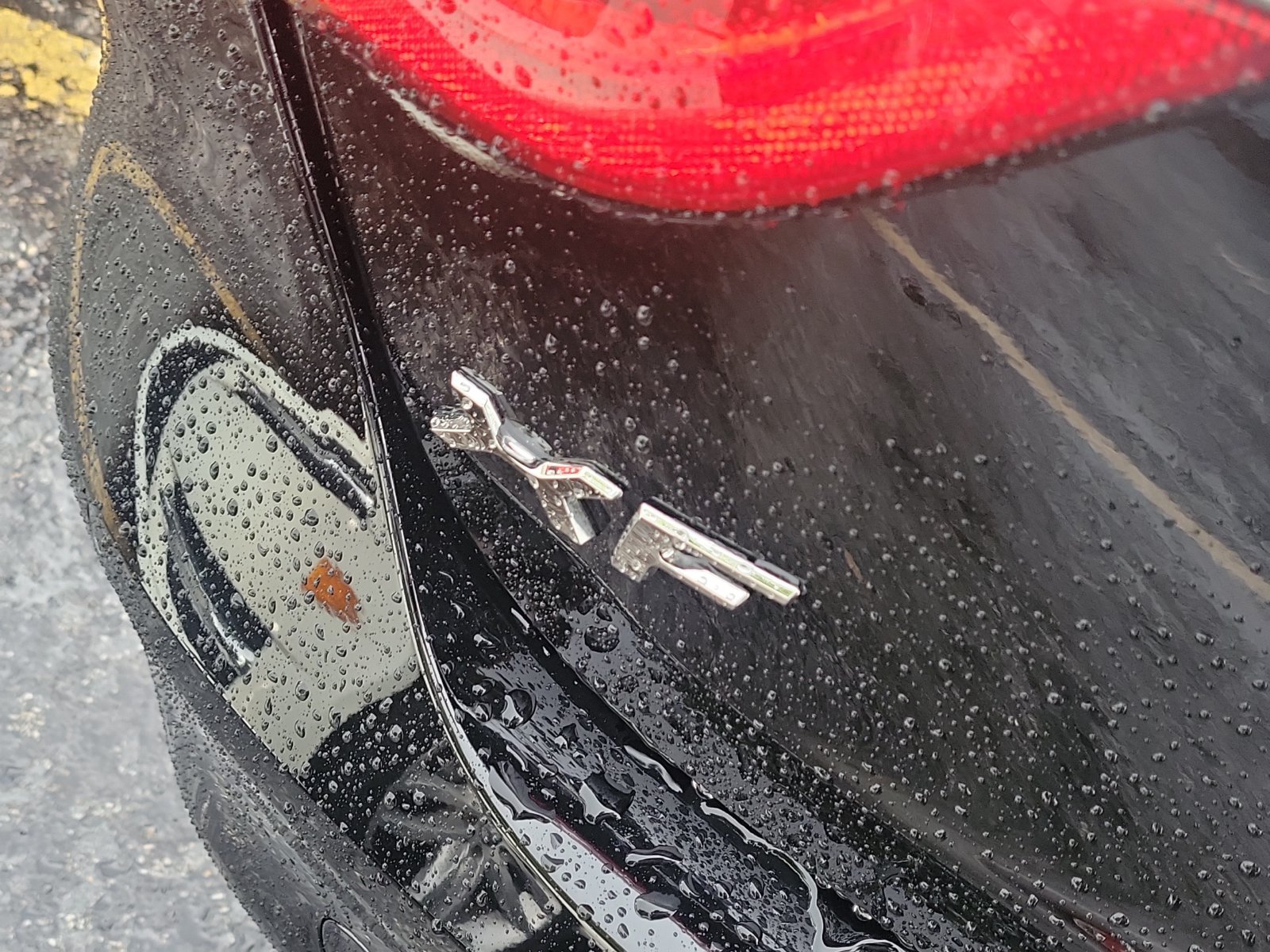Used 2019 Jaguar XF R-Sport AWD/4WD image 9