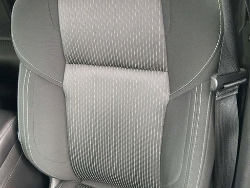 Used 2023 Mitsubishi Outlander ES image 27