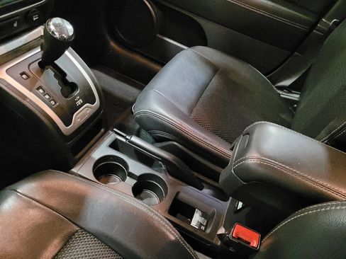 Used 2014 Jeep Compass Latitude w/ Sun/Sound Group image 26