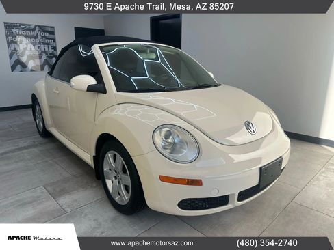 Used 2007 Volkswagen Beetle 2.5 Convertible 2D image 5