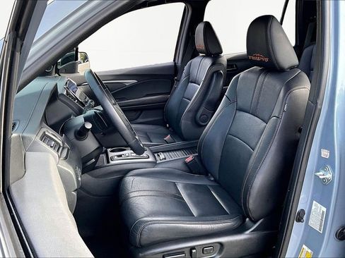 Used 2023 Honda Passport TrailSport image 17