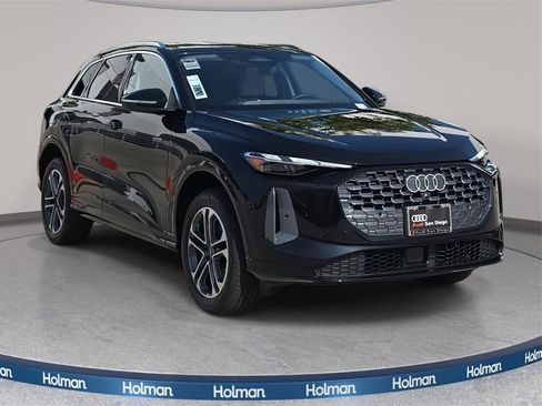 New 2025 Audi Q5 Premium image 1