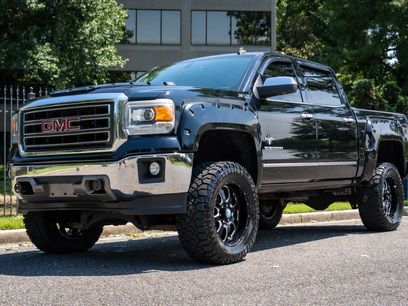 Used 2014 GMC Sierra 1500 SLT w/ SLT Preferred Package