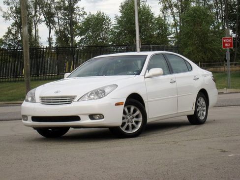 Used 2004 Lexus ES 330 image 3