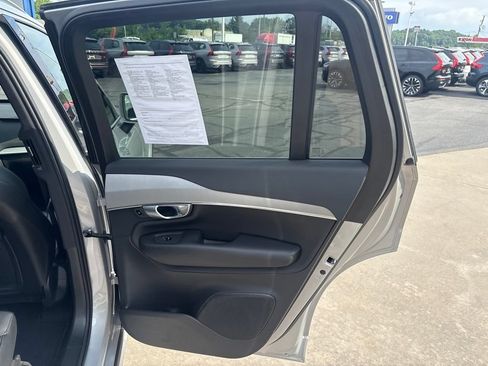 Certified 2023 Volvo XC90 B5 Core w/ Protection Package Premier AWD/4WD image 37
