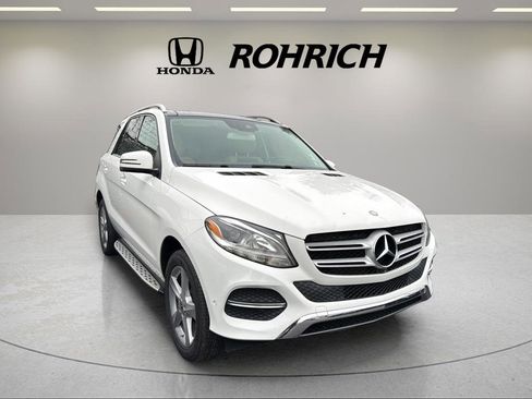 Used 2017 Mercedes-Benz GLE 350 4MATIC image 3